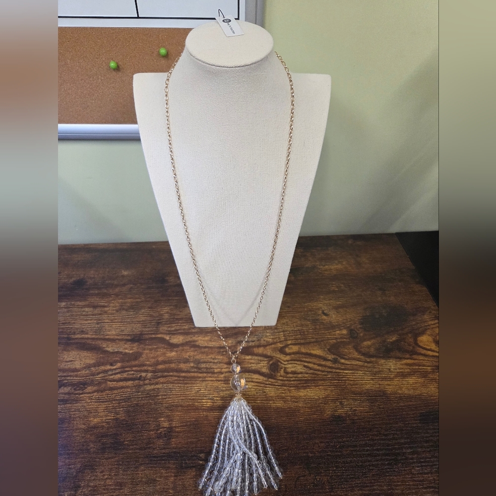 BOGO💖Bay to Baubles Clear Bead Tassel Necklace
